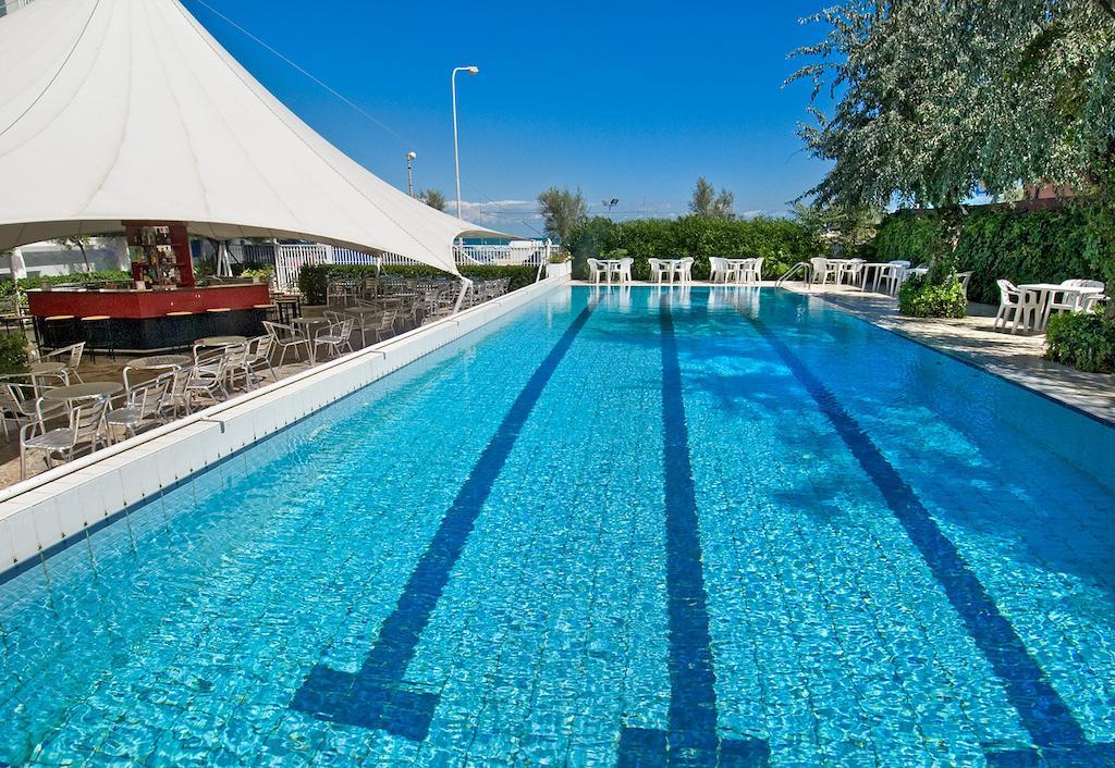 Hotel Mareblu Σενιγκάλια Εξωτερικό φωτογραφία