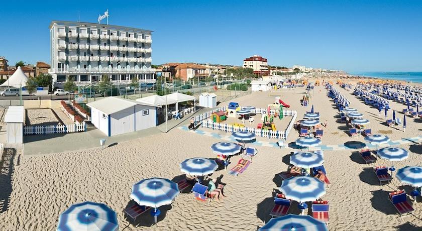 Hotel Mareblu Σενιγκάλια Εξωτερικό φωτογραφία